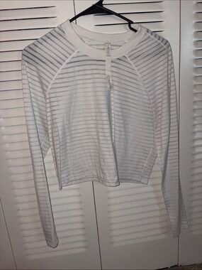lululemon athletica White Striped Long-Sleeve Crop Tee